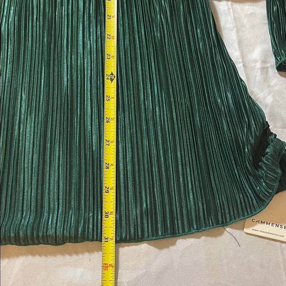 Commense Green Backless Dress - Picture 5 of 11